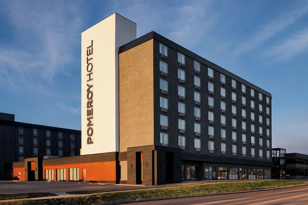 Фото Pomeroy Hotel & Conference Centre Grande Prairie