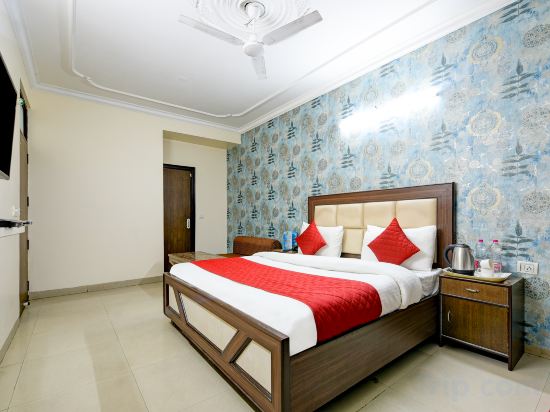 Фото Hotel Mayank Plaza near Igi Airport Terminal 3
