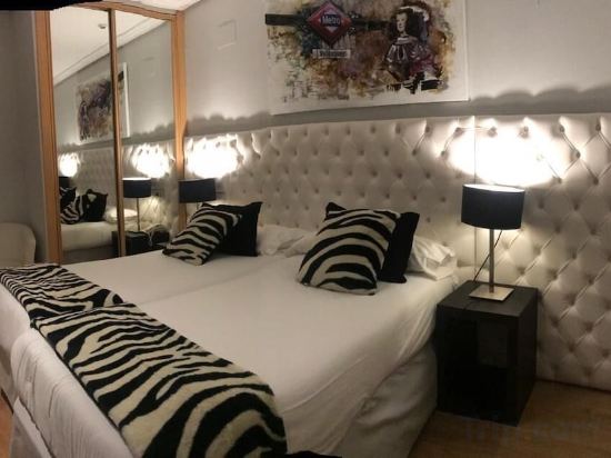 Фото Hotel Suites Feria de Madrid