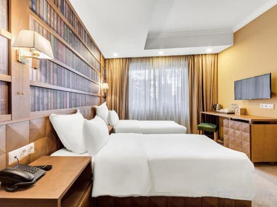 Фото Amante Narikala