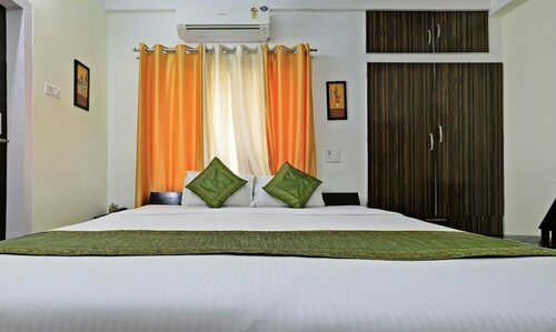 Гостиница Treebo Trend Umal Home Stay в Ассаме