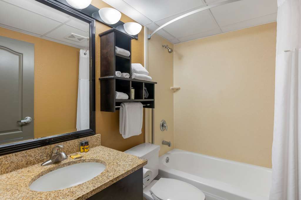Фото Best Western Plus North Platte Inn & Suites