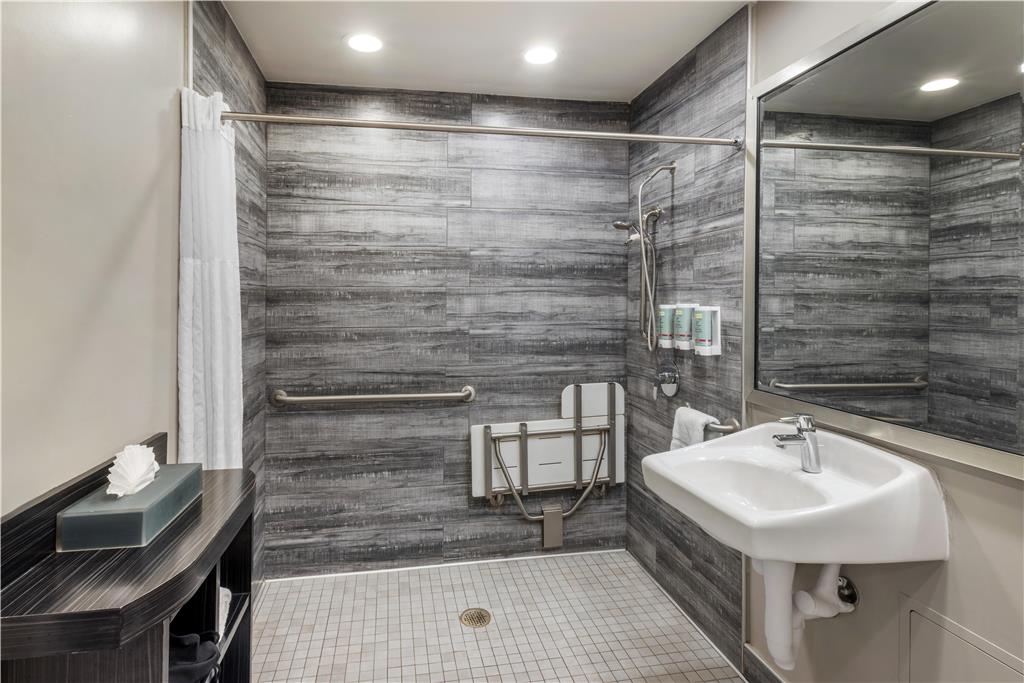 Фото SureStay Plus by Best Western Santa Clara Silicon Valley