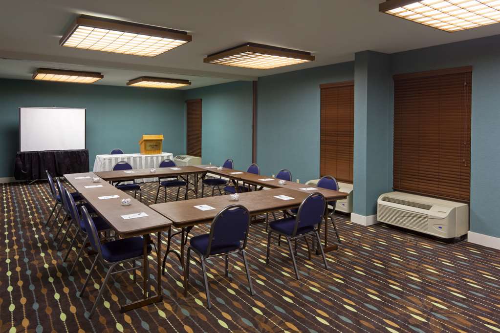 Фото Hampton Inn by Hilton New Bedford/Fairhaven