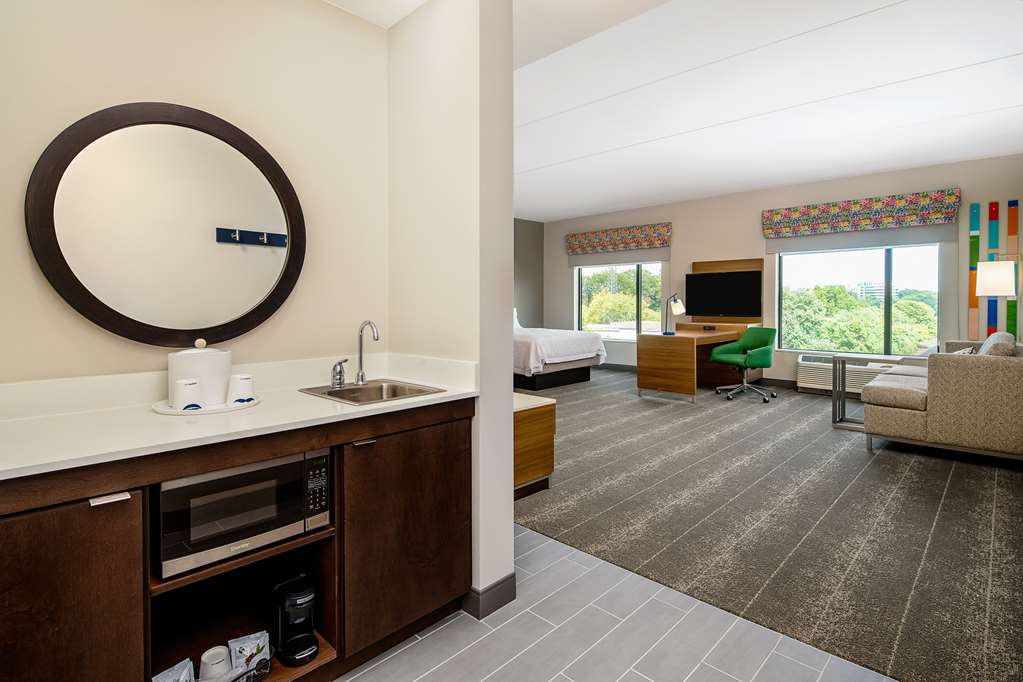 Фото Hampton Inn & Suites Raleigh Midtown