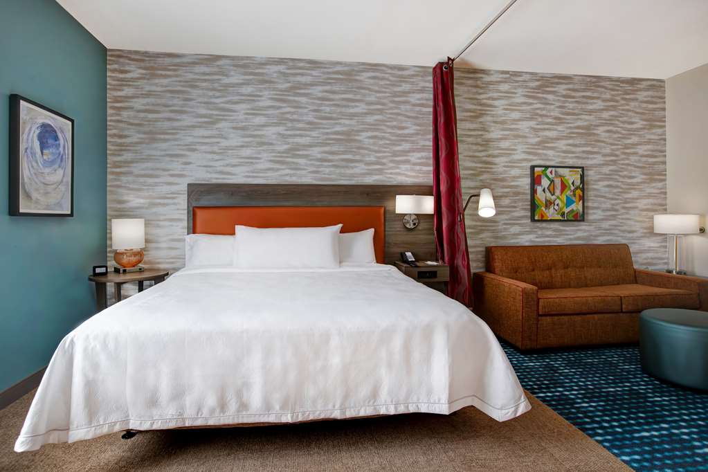 Фото Home2 Suites by Hilton Charlotte Northlake