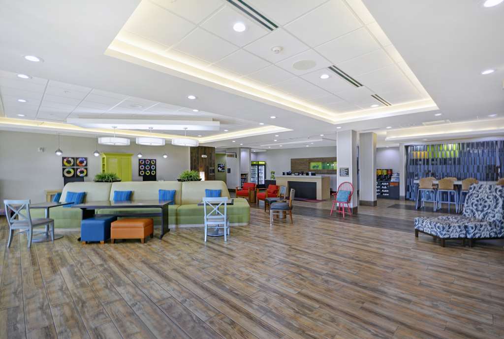Фото Home2 Suites by Hilton Dallas DeSoto