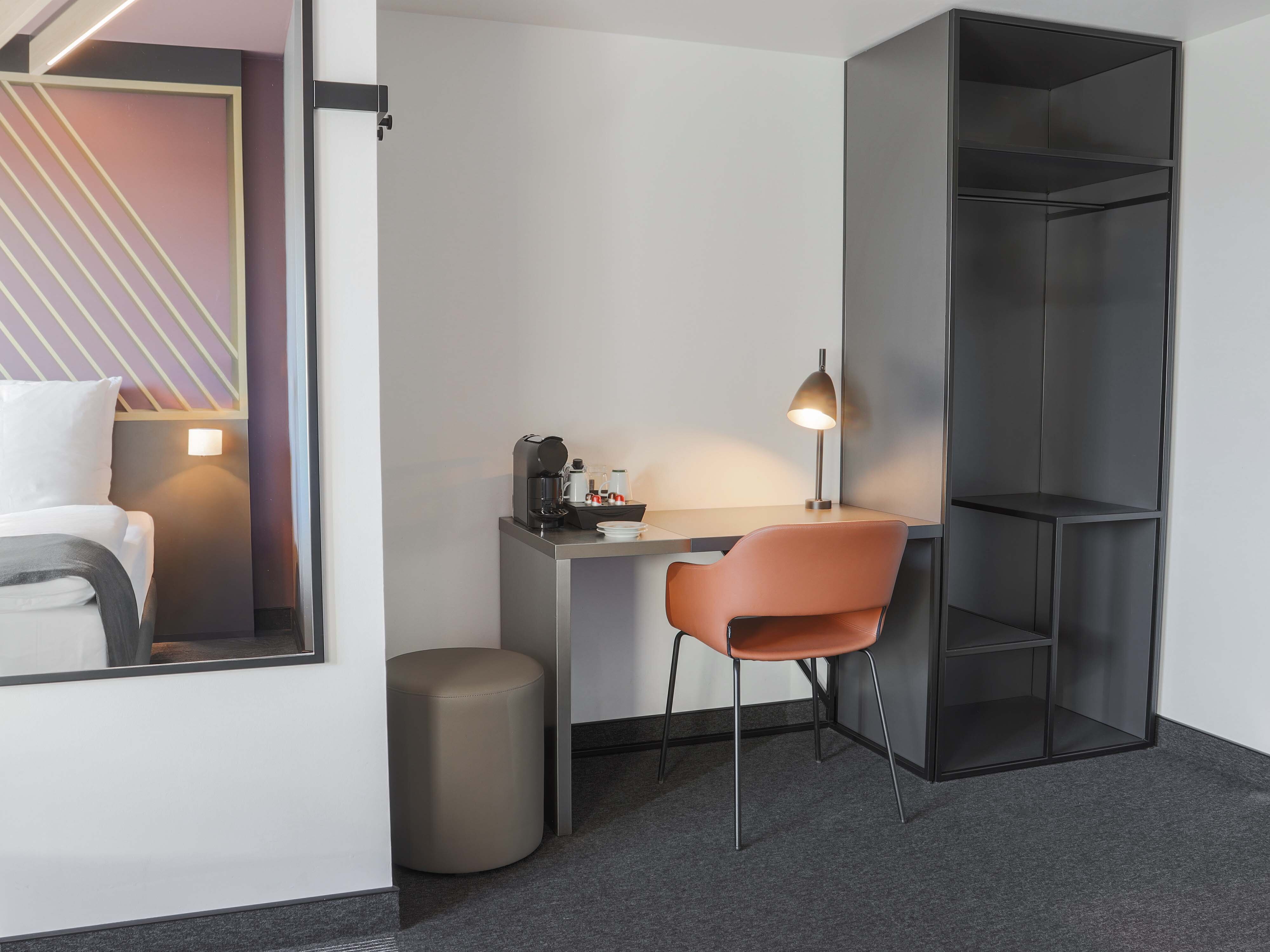 Фото B&b Hotel Böblingen