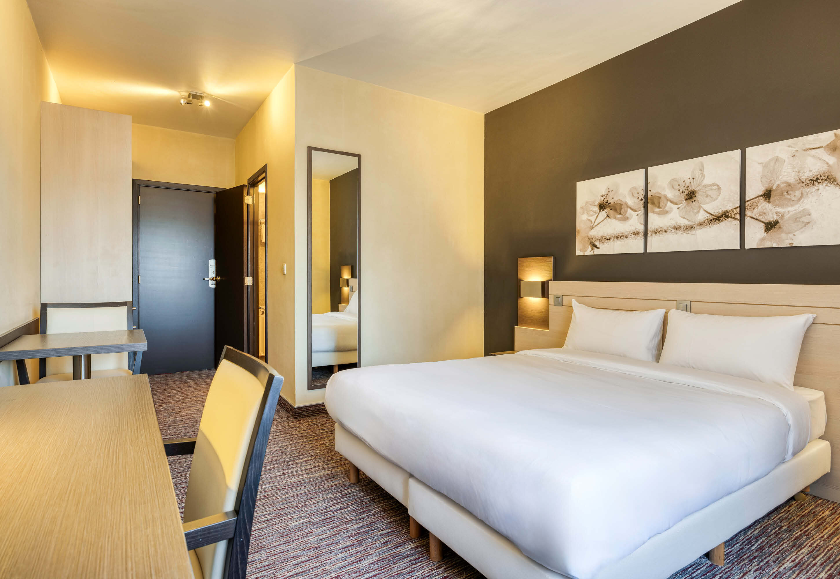 Фото B&b Hotel Mons Centre