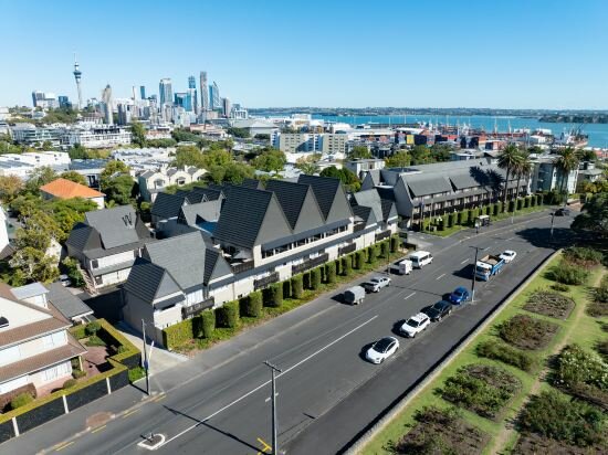 Фото Auckland Rose Park Hotel