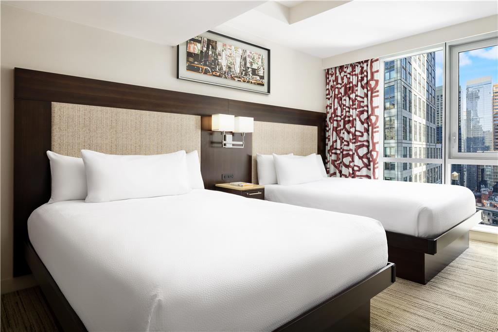 Фото Hilton Garden Inn New York-Times Square Central