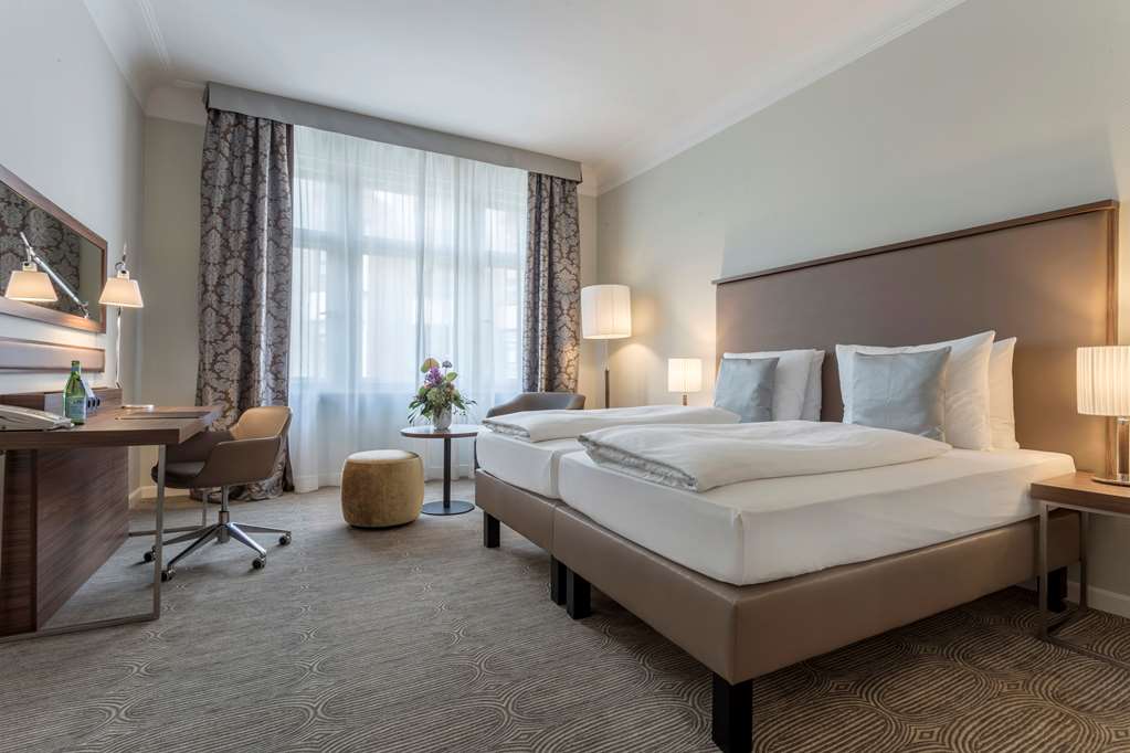 Фото Radisson Blu Schwarzer Bock Hotel