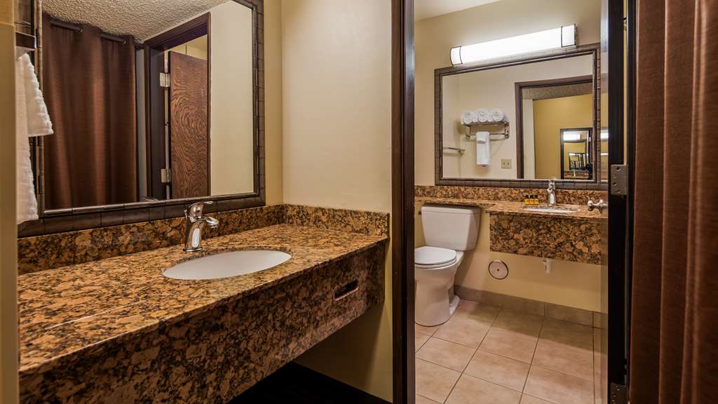 Фото Best Western Plus Tree House