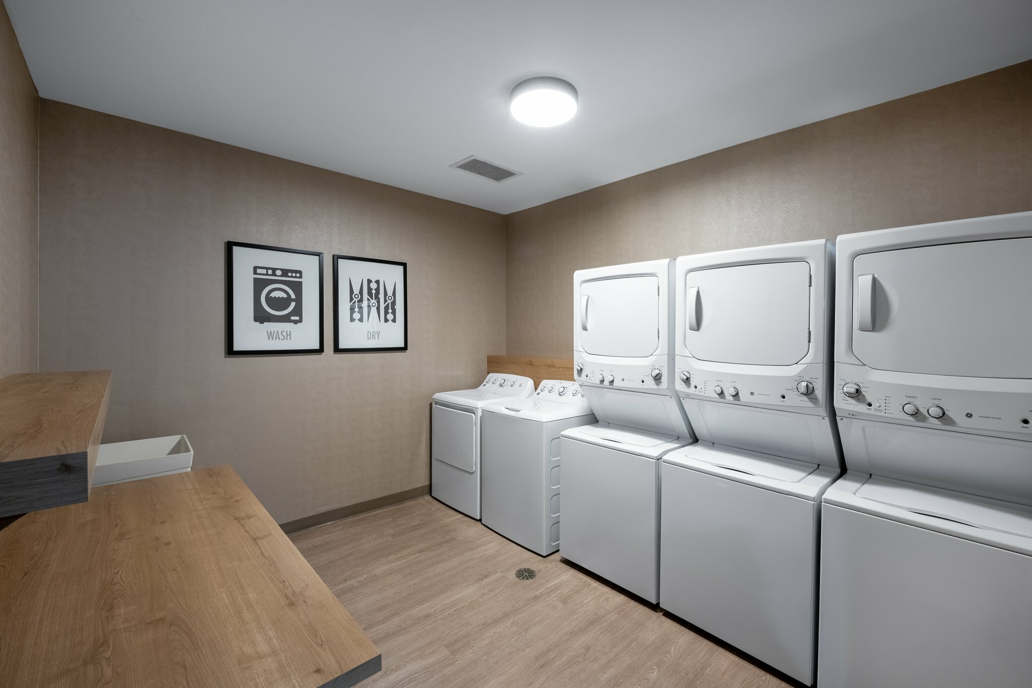 Фото Staybridge Suites West Des Moines, an Ihg Hotel