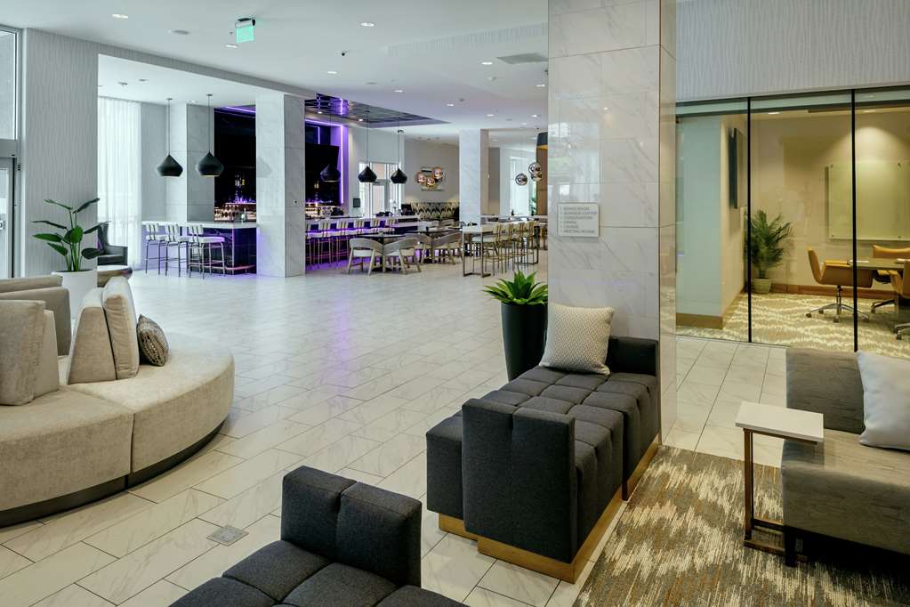 Фото Hilton Garden Inn Seattle Bellevue Downtown, Wa