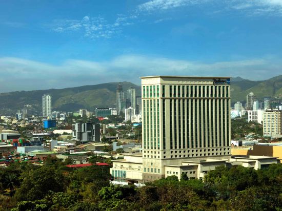 Фото Radisson Blu Hotel, Cebu