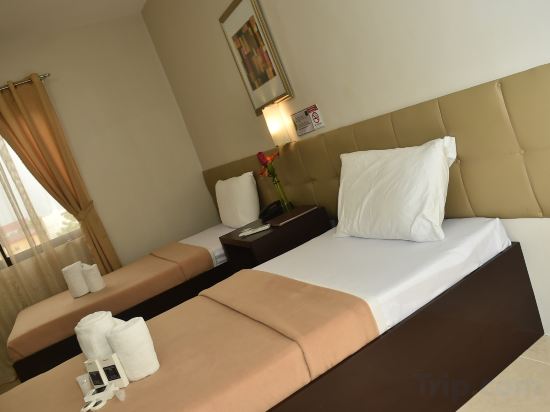 Фото Columbus Plaza Hotel