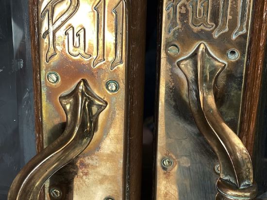 Фото The Crown London