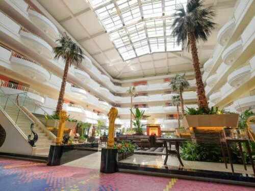 Внешний вид отеля Okinawa Kariyushi Beach Resort Ocean SPA в Онне, фото 3