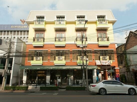 Hotel Tara Place, Bangkok, photo