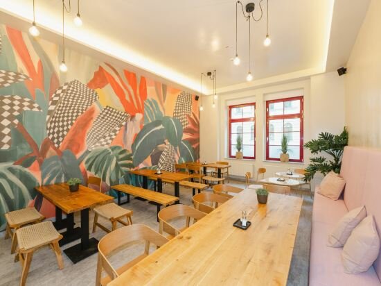 Фото Sleepy Lion Hostel, Youth Hotel & Apartments Leipzig