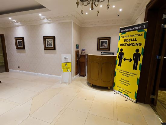 Фото Ashburn Hotel