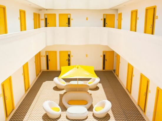 Фото Bloomrooms @ New Delhi Railway Station