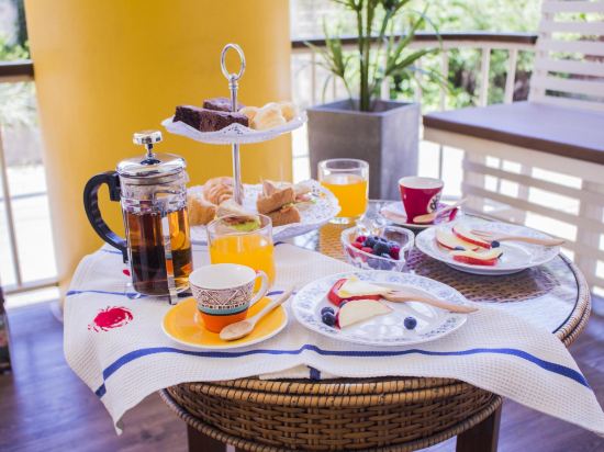 Фото People Place Boutique In Town Hotel