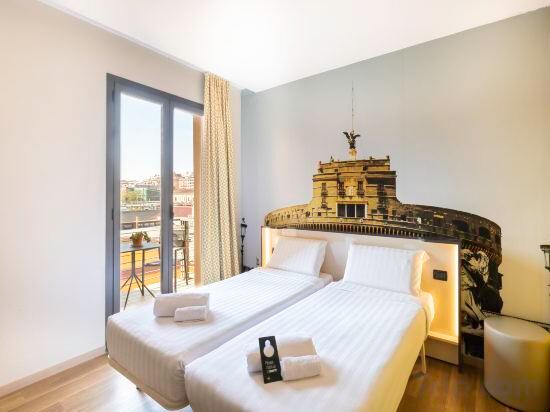 Фото B&B Hotel Roma Tuscolana San Giovanni