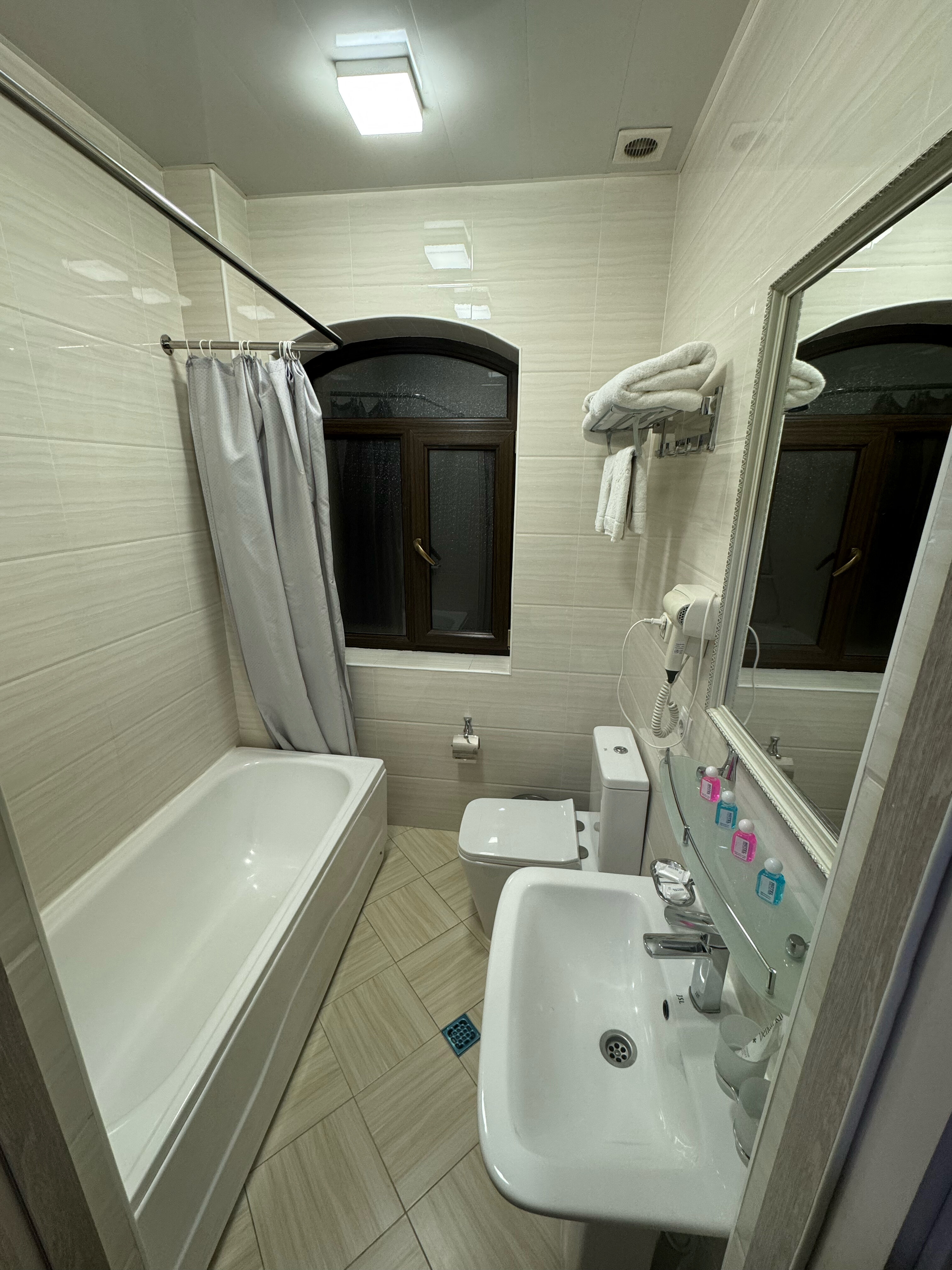 Фото Level Hotel