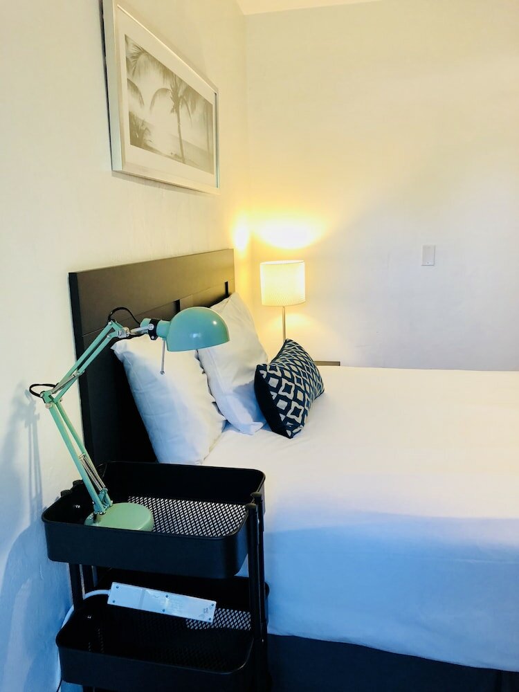Фото Oasis Hotel