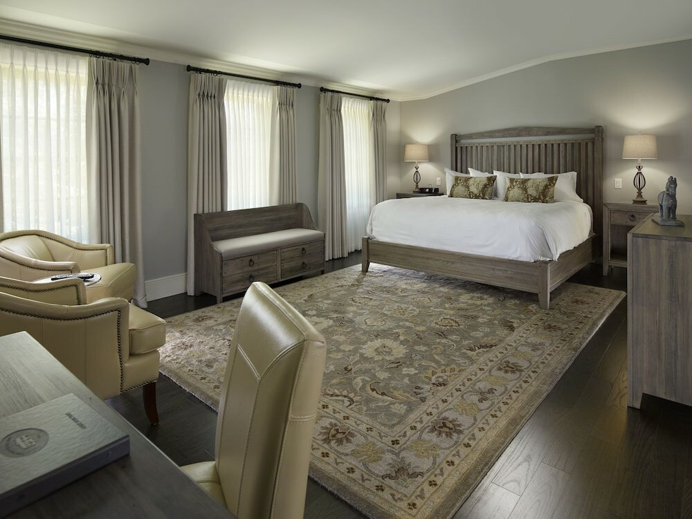 Фото The Barracks Inn