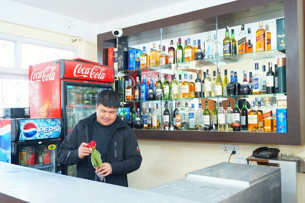 Фото Hotel Holy Temple Tree & Chautari Cafe