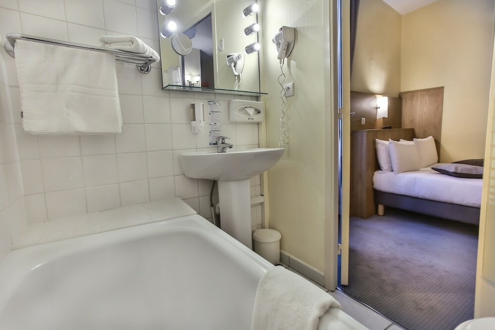 Фото Continental Hotel Angers