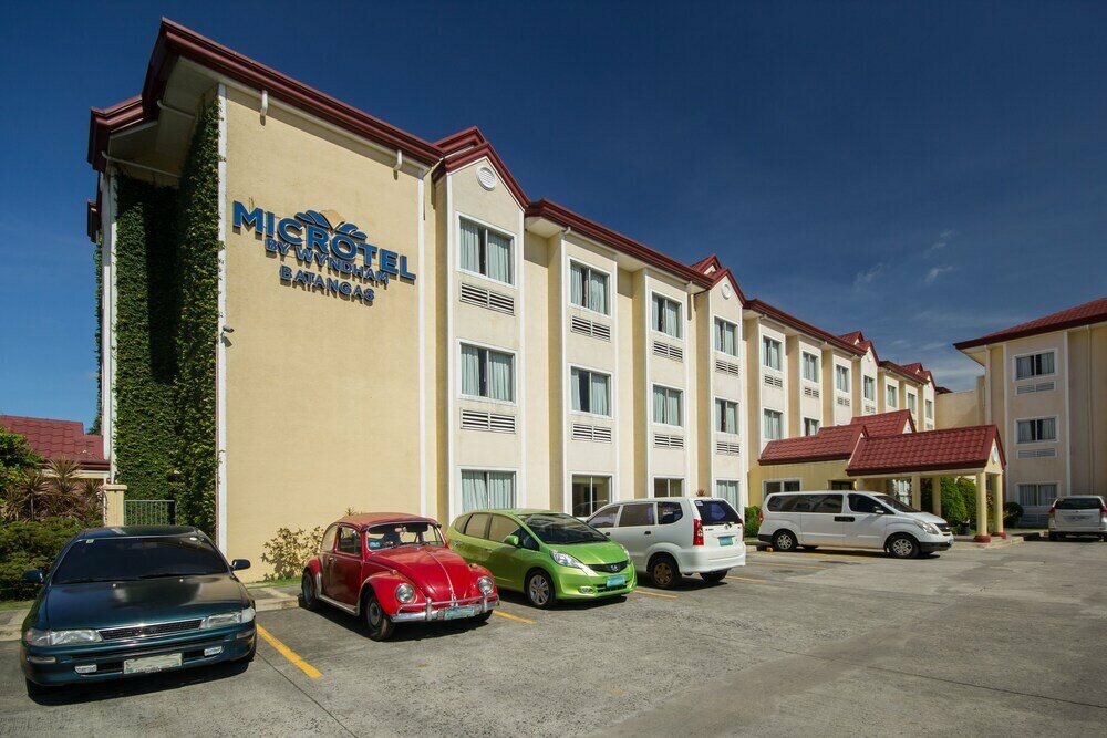 Hotel Microtel by Wyndham Batangas, Province of Batangas, photo