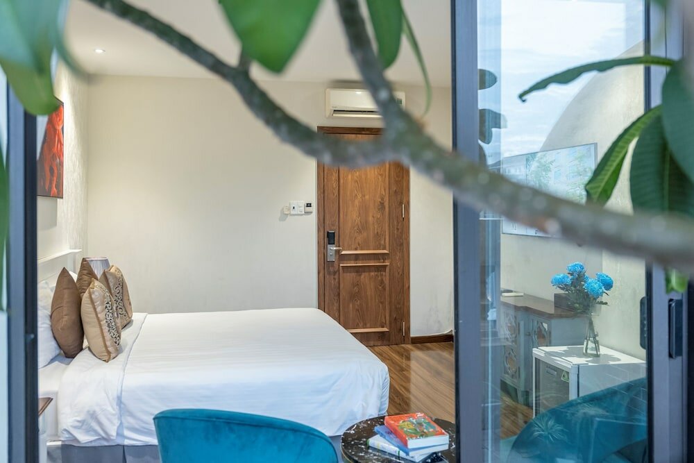 Фото Bizu Royal Hotel