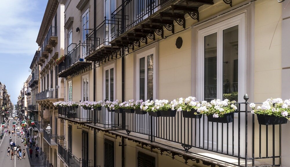 Фото Palazzo Natoli Boutique Hotel