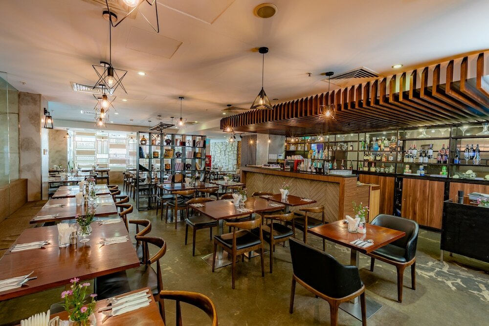 Фото Bay Hotel Ho Chi Minh