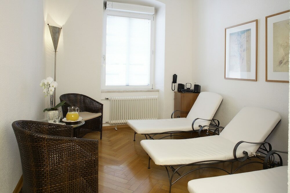 Фото Hotel Weisses Kreuz