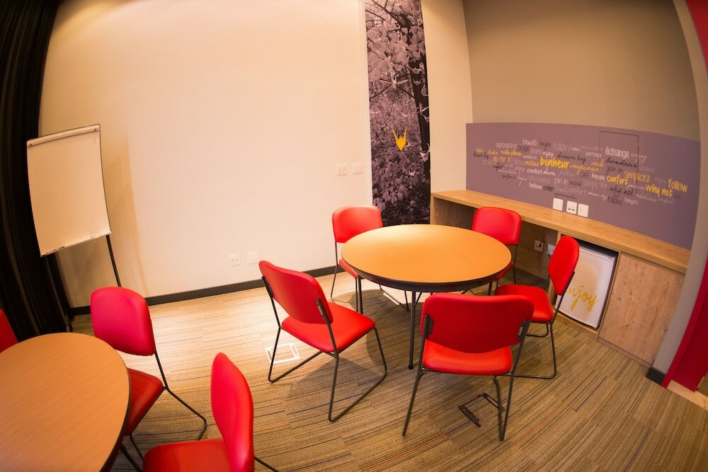 Фото Ibis Jacarei