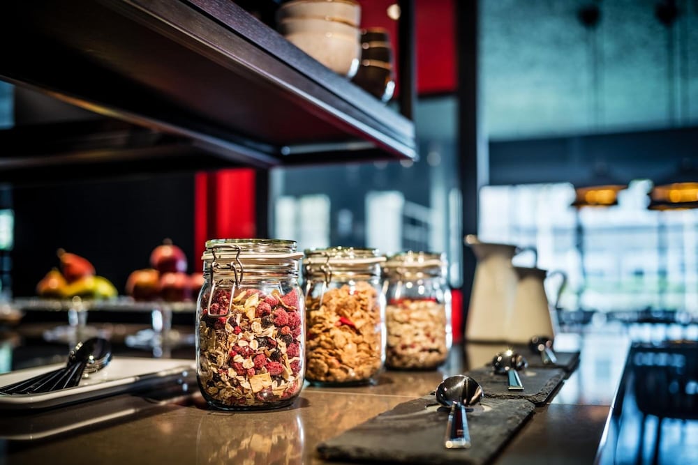 Фото Saks Urban Design Hotel Frankfurt