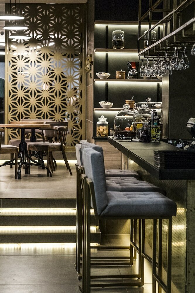 Фото Avani Windhoek Hotel & Casino