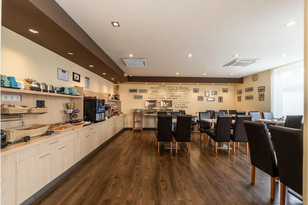 Фото Promenade City Hotel