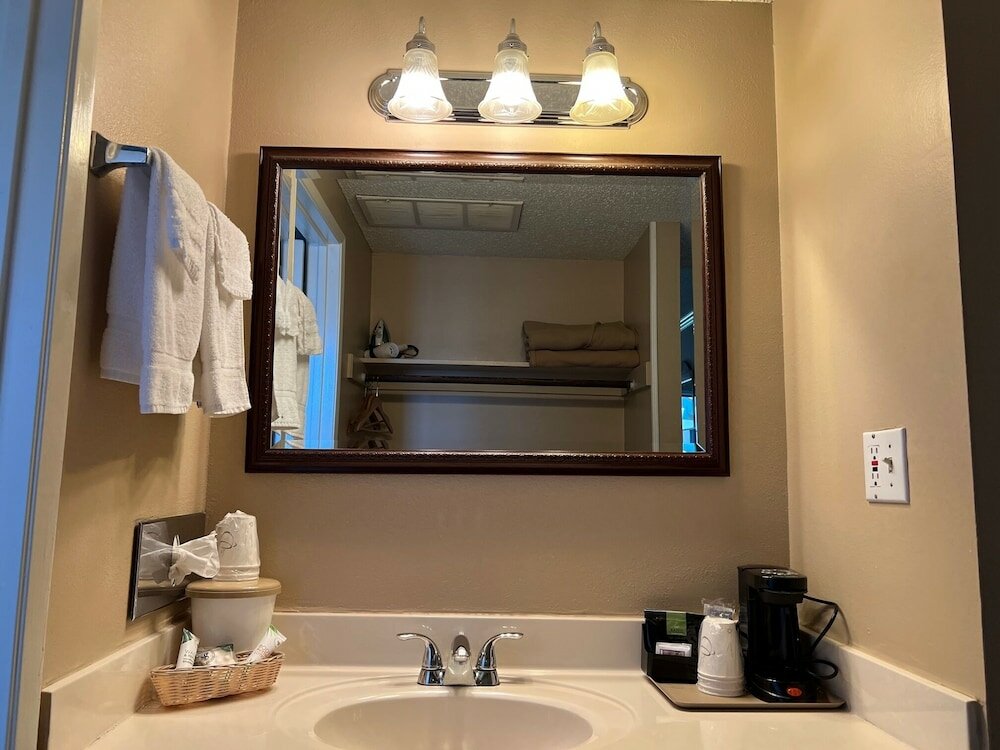 Фото Lamp Liter Inn