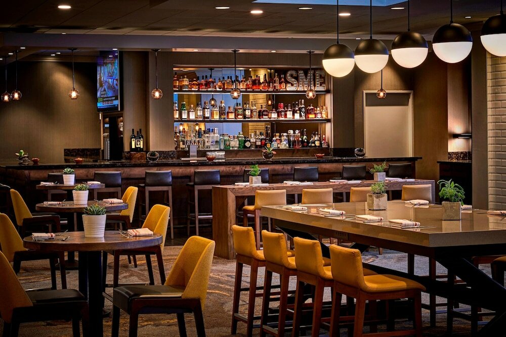 Фото Los Angeles Airport Marriott