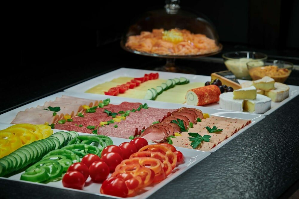 Фото Hotel Schwarzer Adler