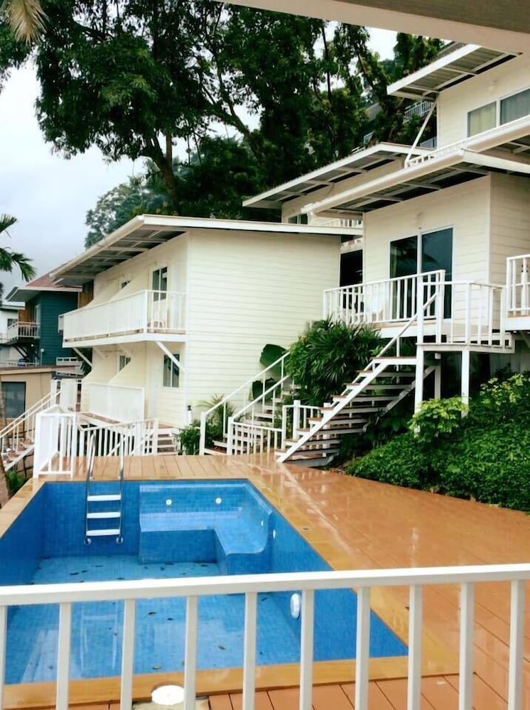 Фото Uphill Cottage