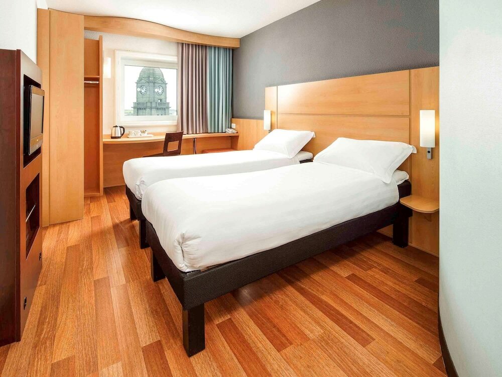 Фото отеля 3