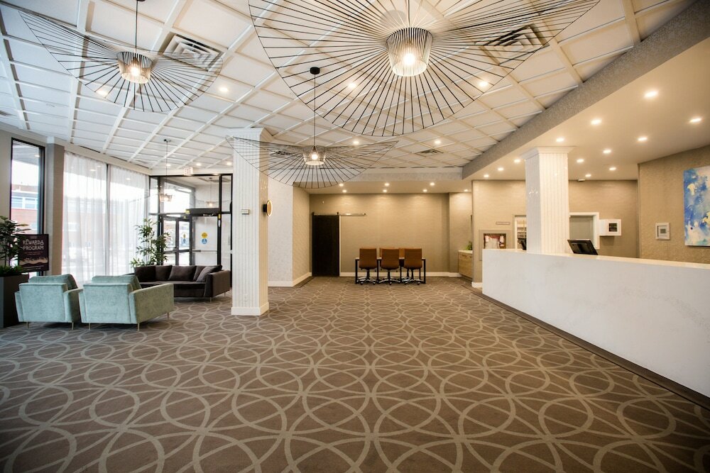 Фото Sandman Signature Lethbridge Lodge