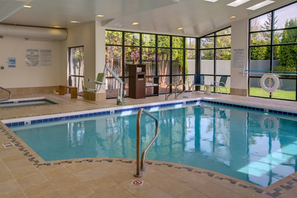 Фото Holiday Inn Express Bellingham, an Ihg Hotel